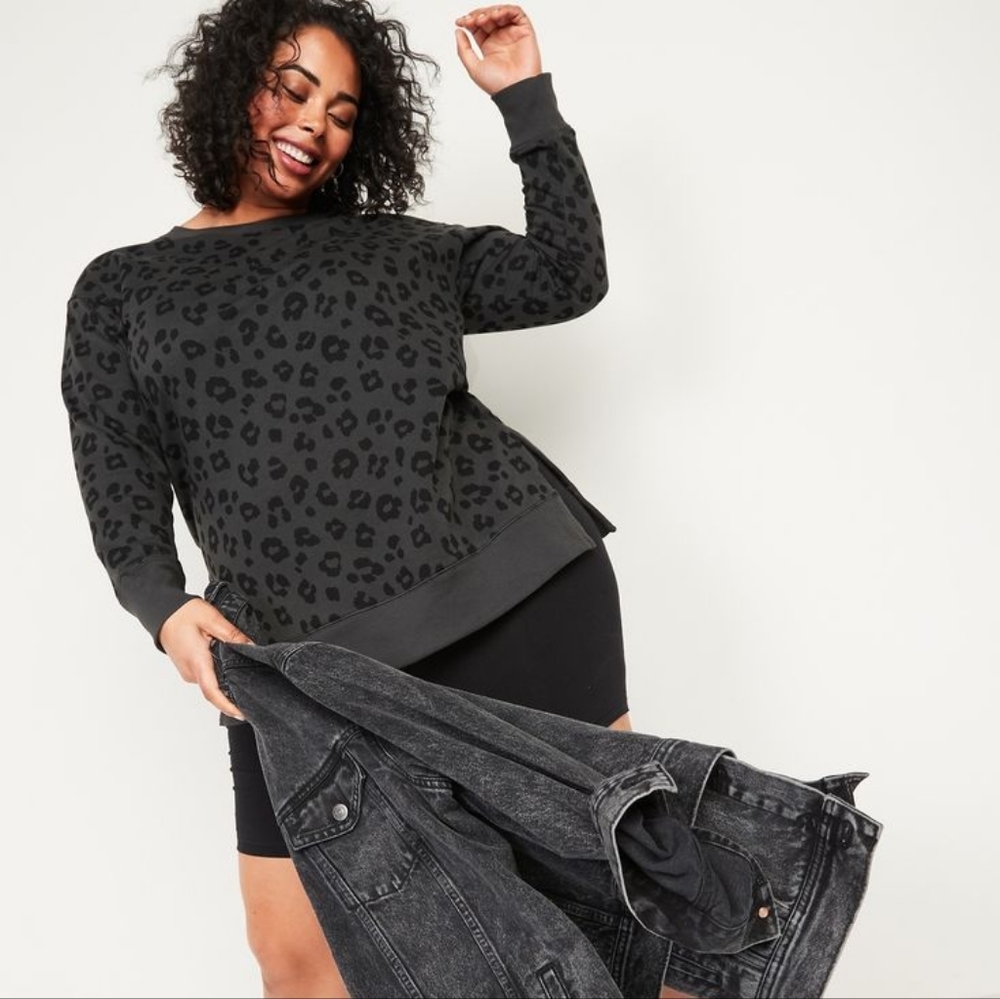 Old Navy Vintage Inspired Crew Neck Tunic Sweatshirt